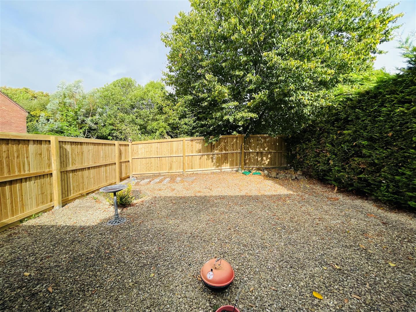 Weavers Croft, Melksham Lock and Key